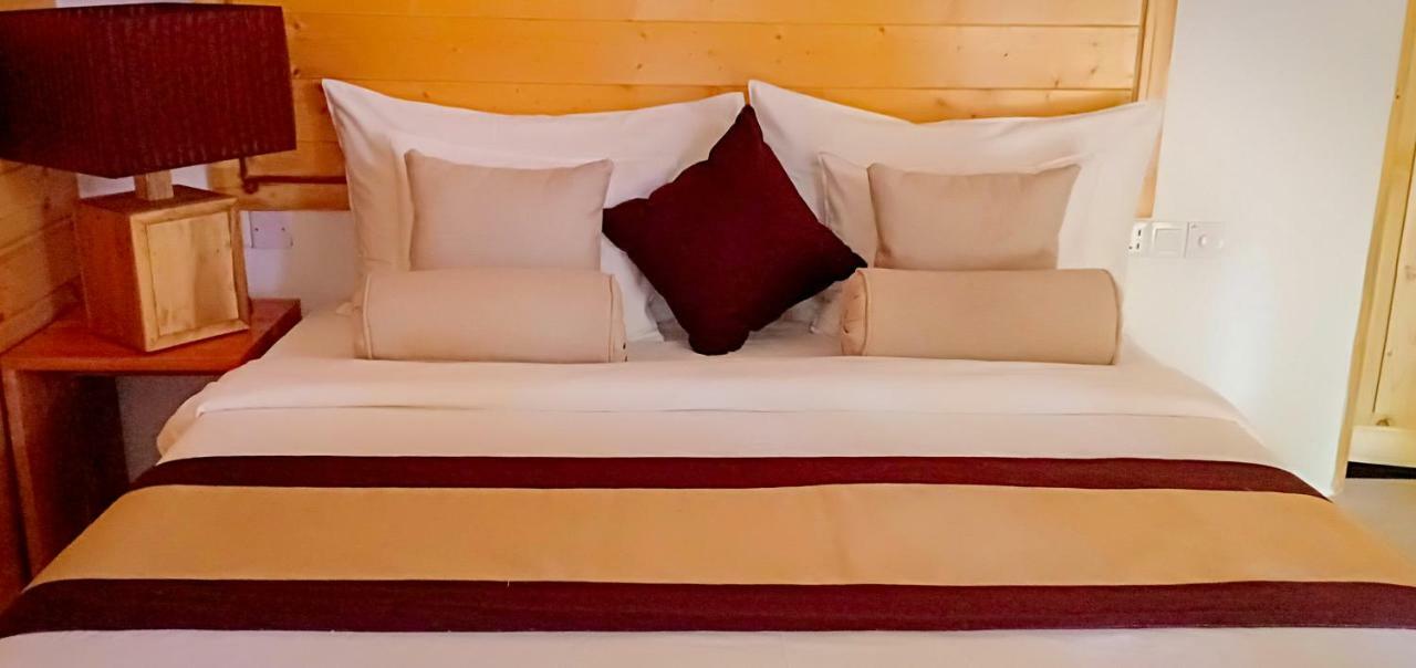 ホテル Trinco Relax Hut トリンコマリー エクステリア 写真