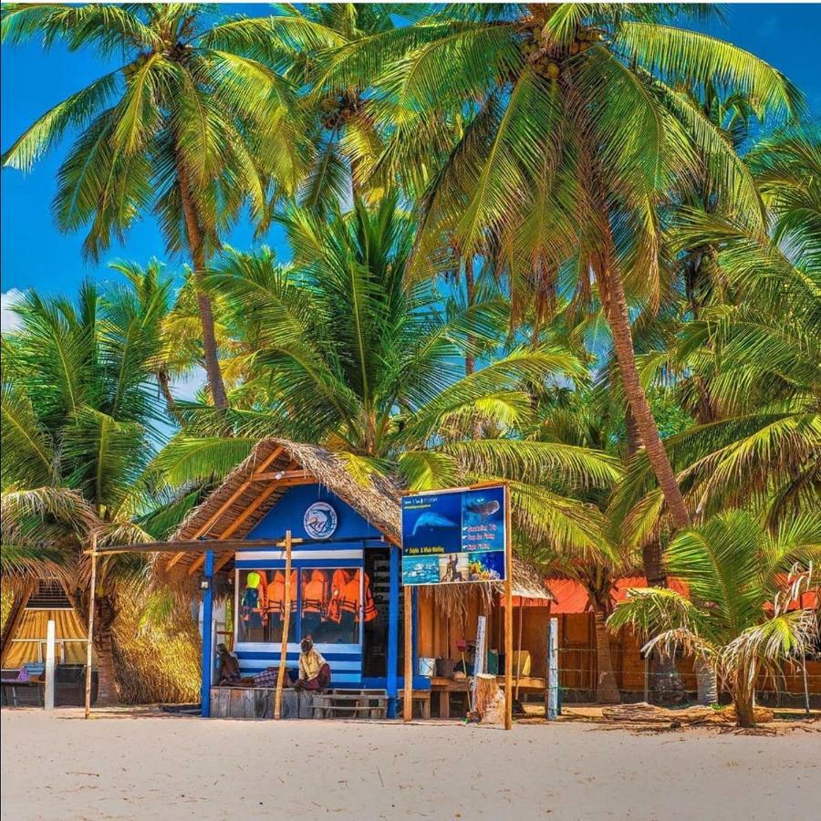 ホテル Trinco Relax Hut トリンコマリー エクステリア 写真